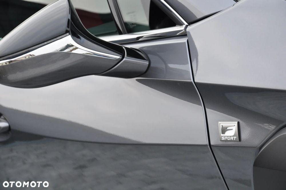 Lexus UX 200 GPF F Sport Design+ 2WD - 32