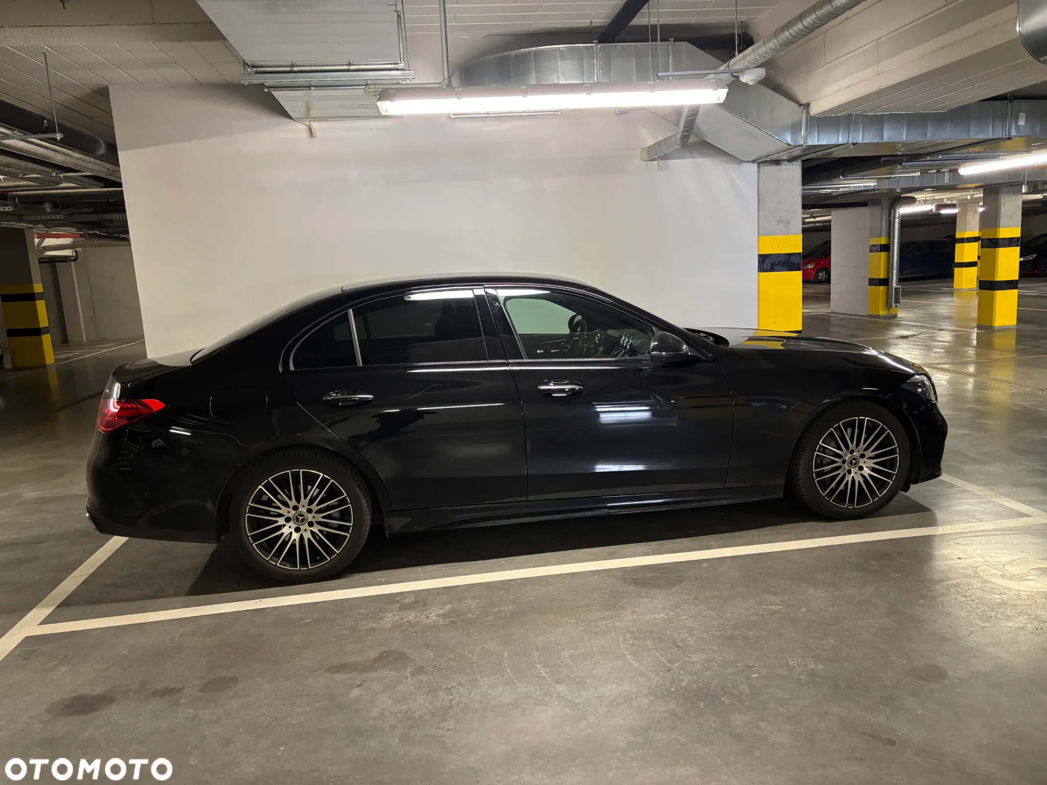 Mercedes-Benz Klasa C 300 4MATIC 9G-TRONIC - 8