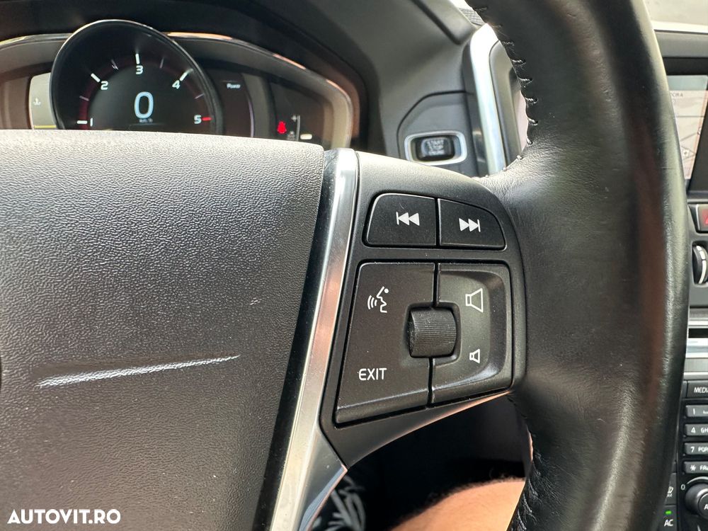 Volvo XC 60 - 21
