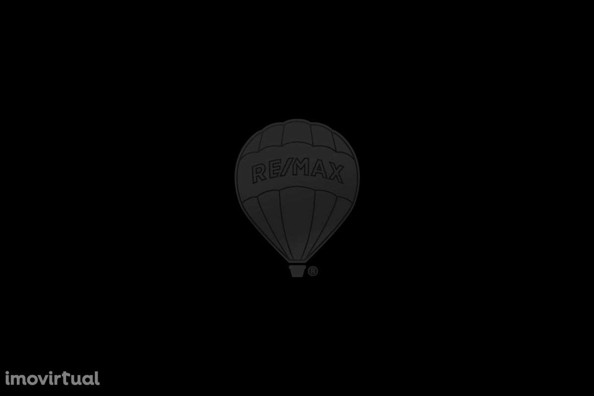 Moradia T2 para venda - Grande imagem: 2/10