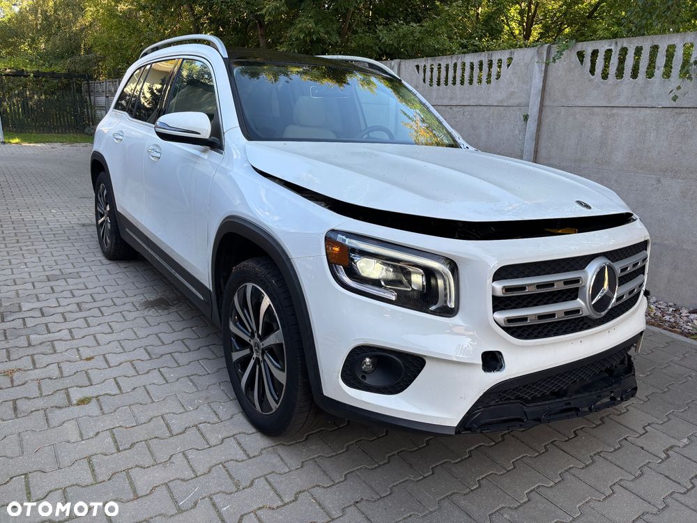Mercedes-Benz GLB - 4