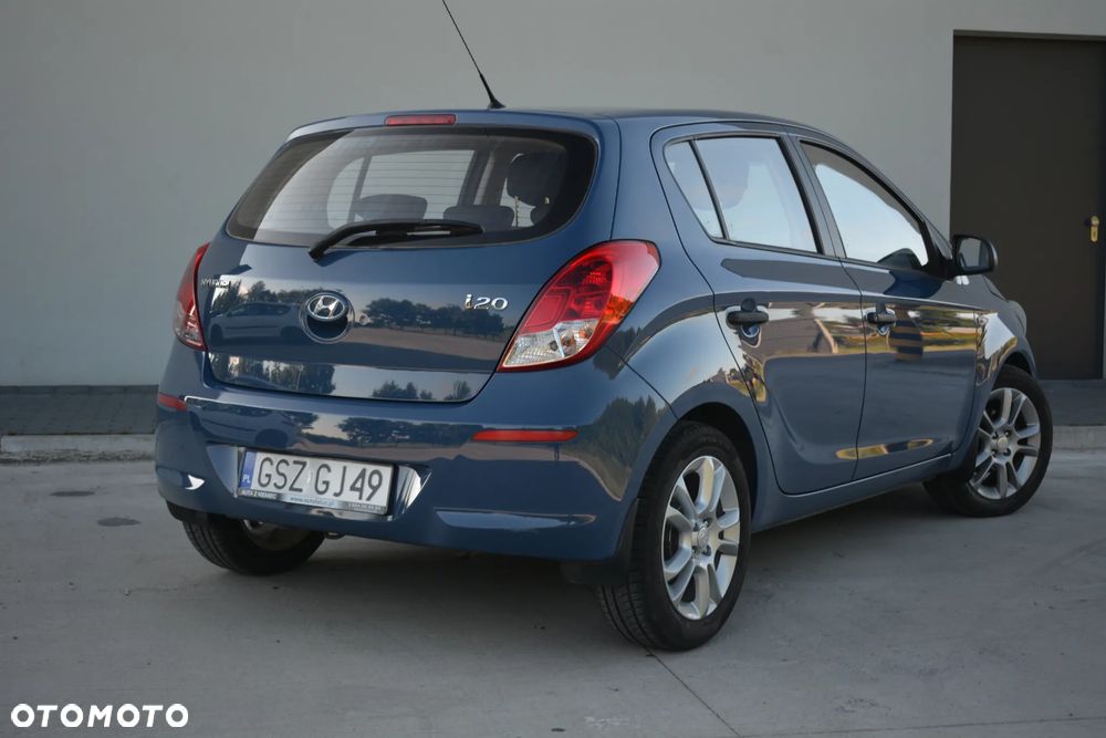 Hyundai i20 - 10