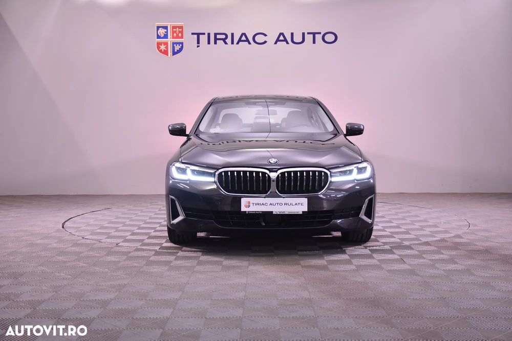 BMW Seria 5 520i Aut. - 8