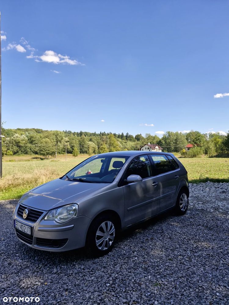 Volkswagen Polo 1.4 16V Comfortline - 1