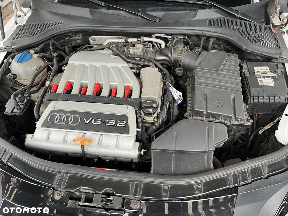 Audi TT Coupé 3.2 Quattro DSG - 14