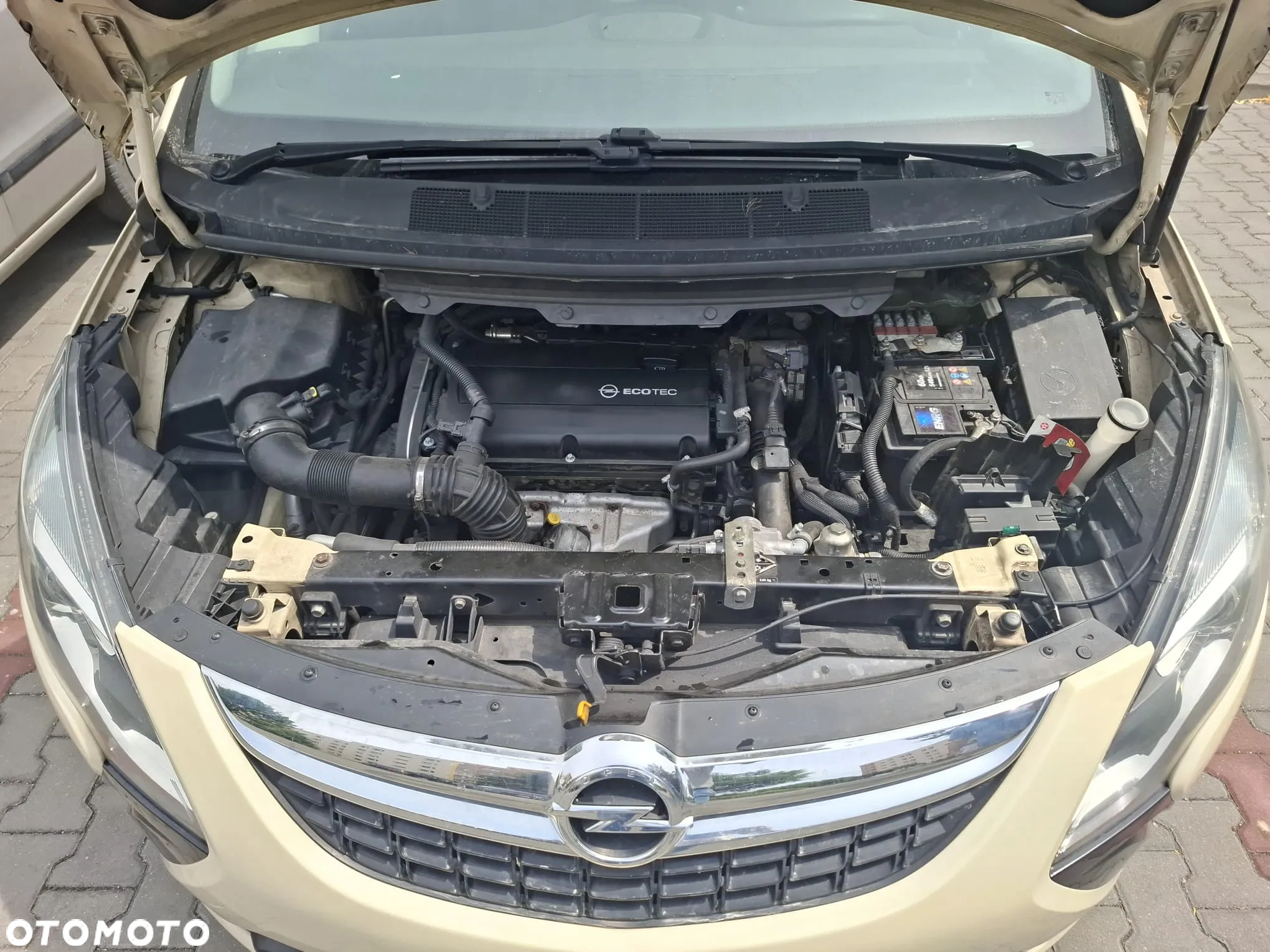 Opel Zafira - 9