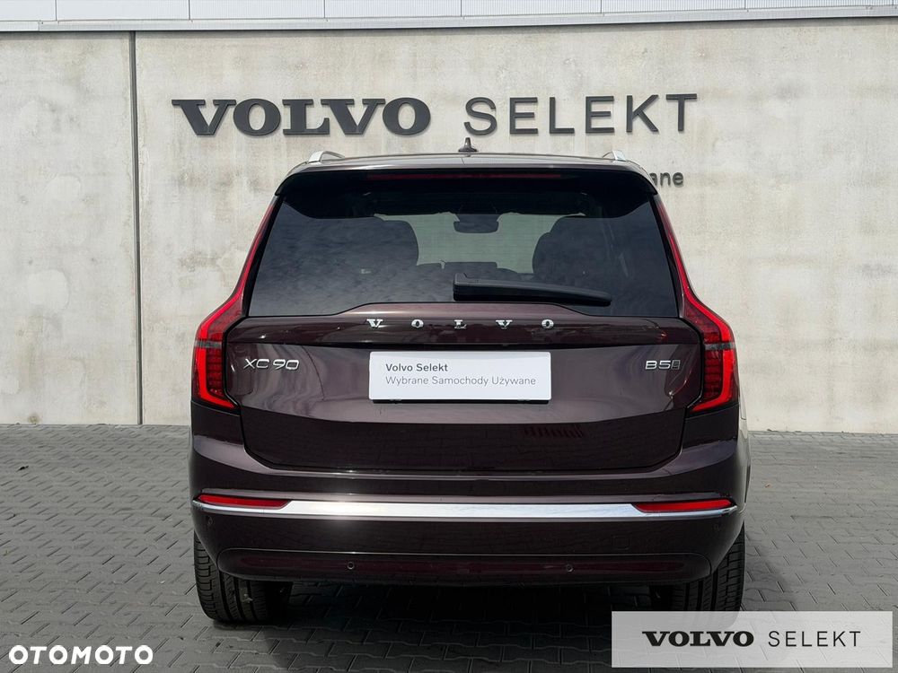 Volvo XC 90 - 8