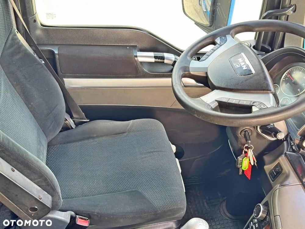 MAN TGS 26.480 * KIPPER * HIAB 220 - C5 + PILOT / 6x6 * STAN BDB - 11