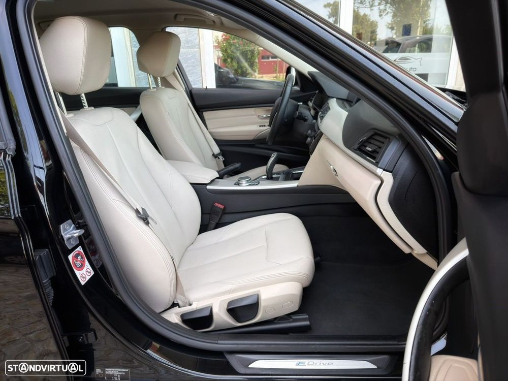 BMW 330 e iPerformance Advantage - 26
