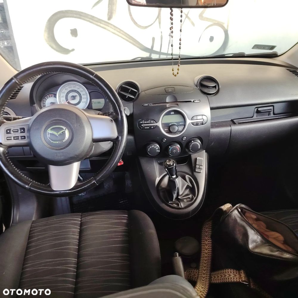 Mazda 2 1.3 Exclusive - 13