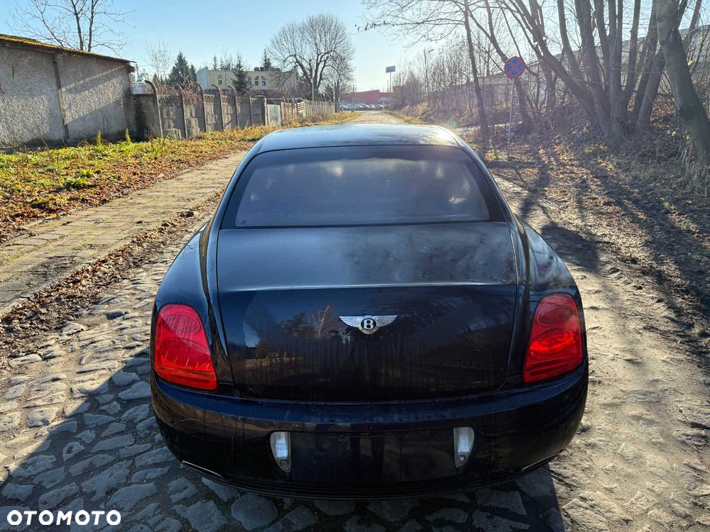 Bentley Flying Spur - 3