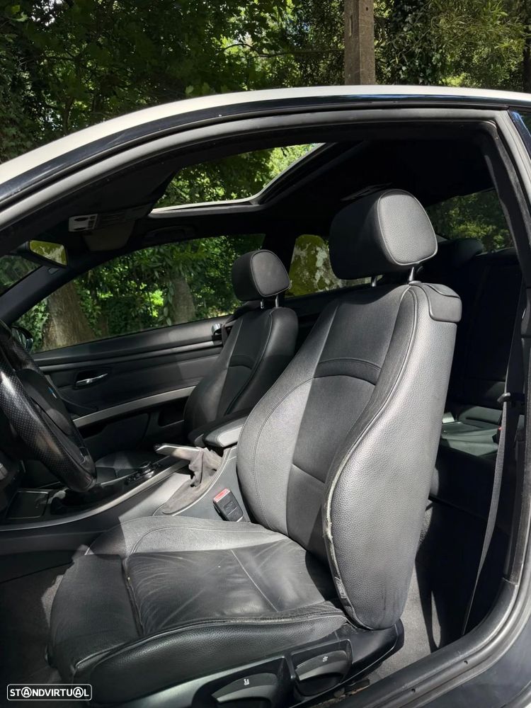 BMW 320 d Coupe - 35