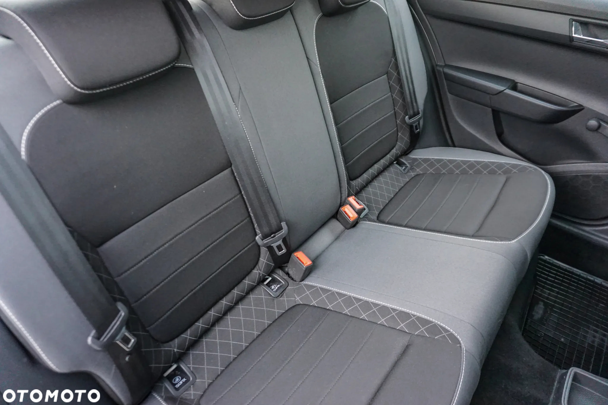 Skoda Fabia 1.0 TSI Ambition - 16