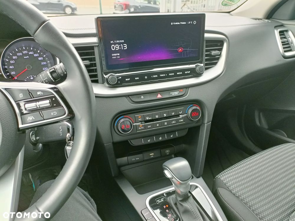 Kia XCeed 1.6 T-GDI M DCT - 13