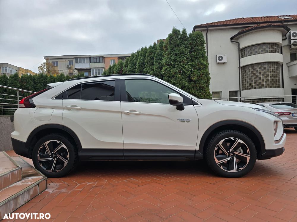 Mitsubishi Eclipse-Cross - 4