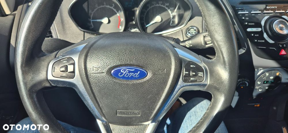 Ford EcoSport 1.0 EcoBoost S - 24