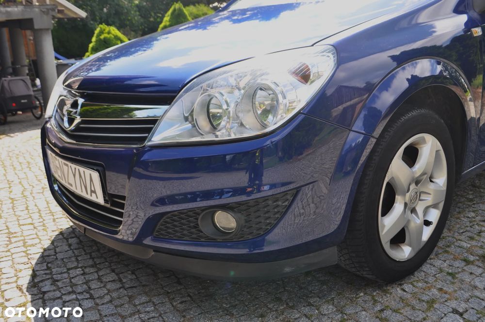 Opel Astra 1.4 NJoy - 33