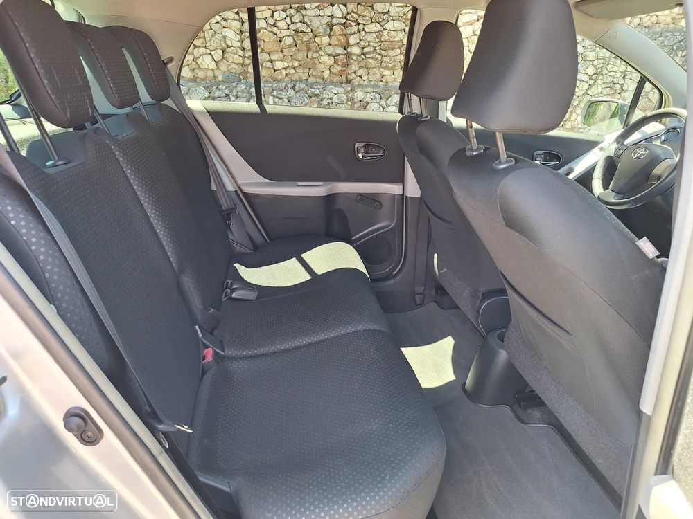 Toyota Yaris 1.0 VVT-i Sport - 7