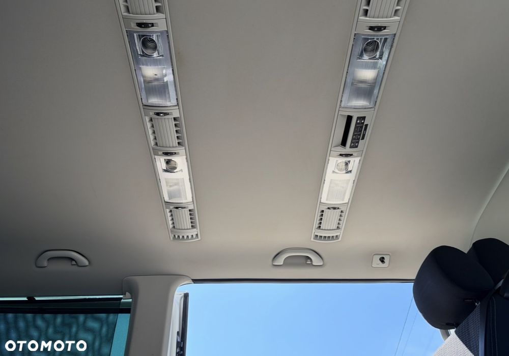 Volkswagen Multivan 2.0 TDI L1 Highline DSG - 23