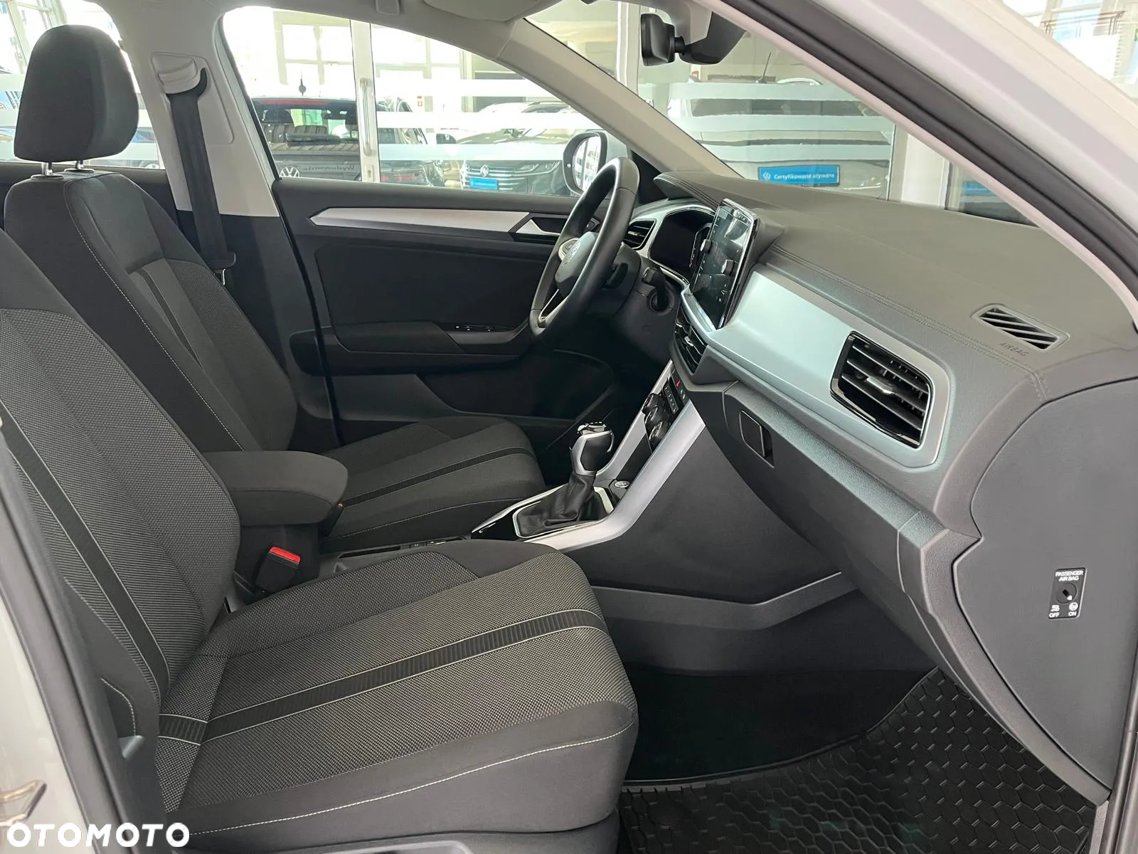 Volkswagen T-Roc 1.5 TSI Life DSG - 17