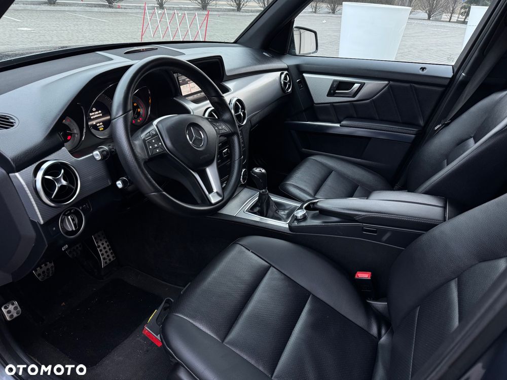 Mercedes-Benz GLK 220 CDI (BlueEFFICIENCY) - 25
