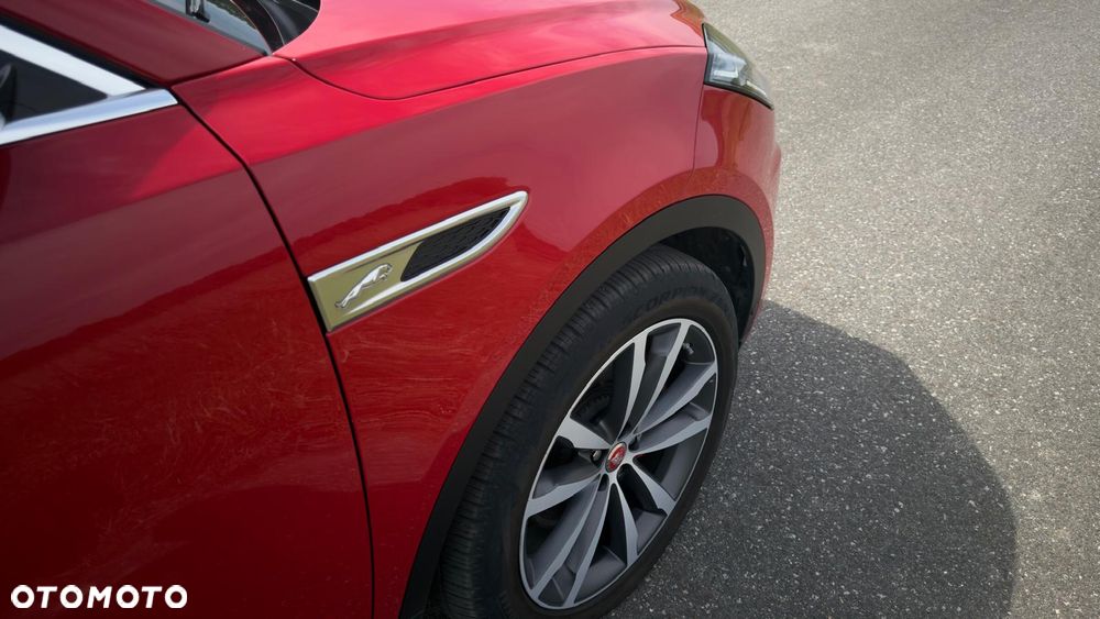 Jaguar E-Pace 2.0 D200 mHEV AWD R-Dynamic SE - 4