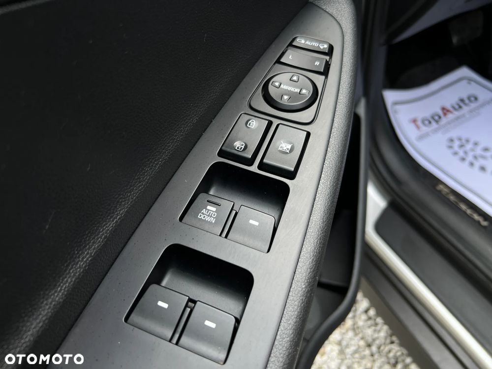 Hyundai Tucson 1.6 CRDi Style 2WD DCT - 32