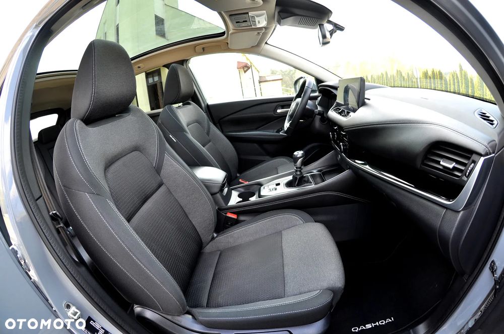 Nissan Qashqai 1.3 DIG-T N-Connecta - 16