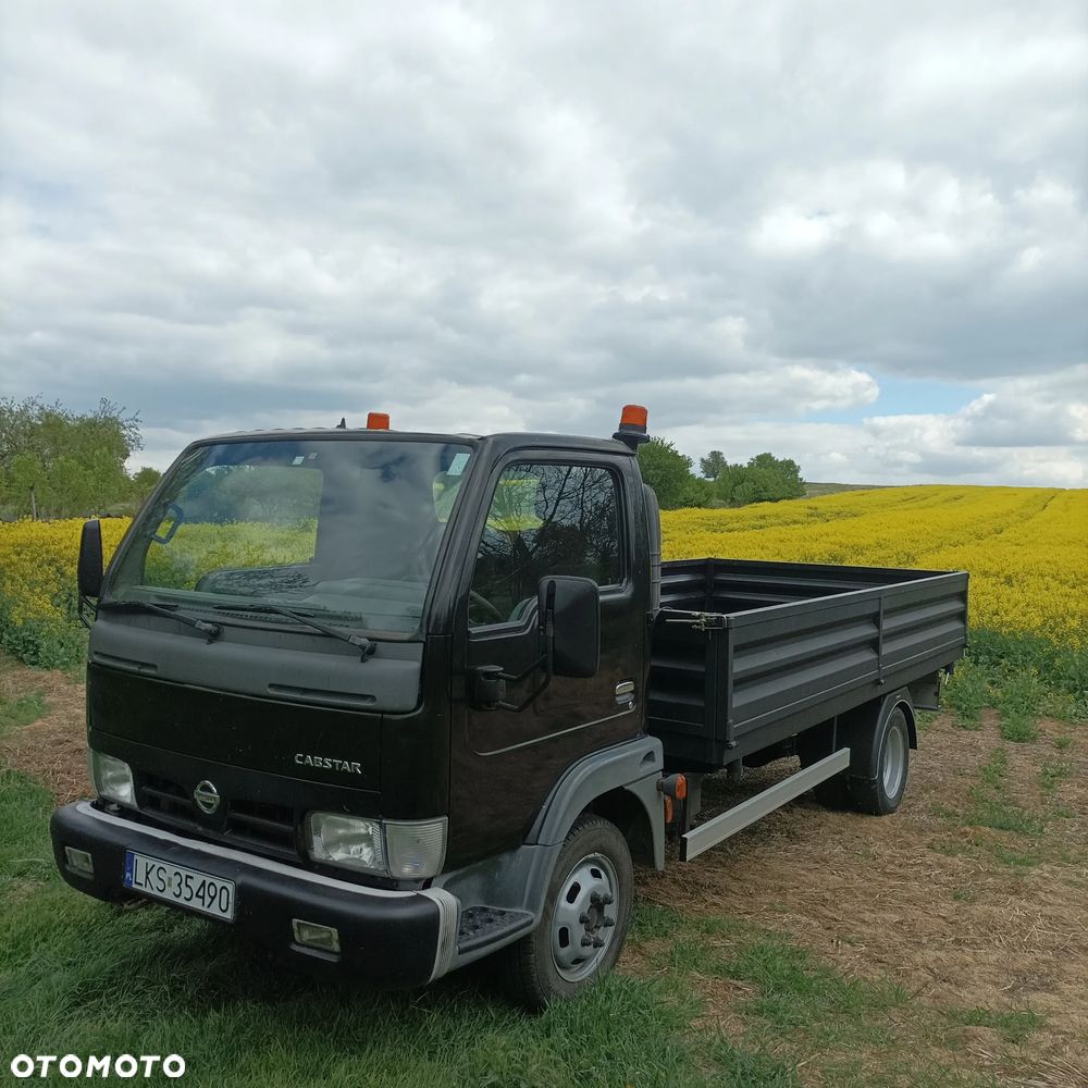 Nissan Cabstar - 1