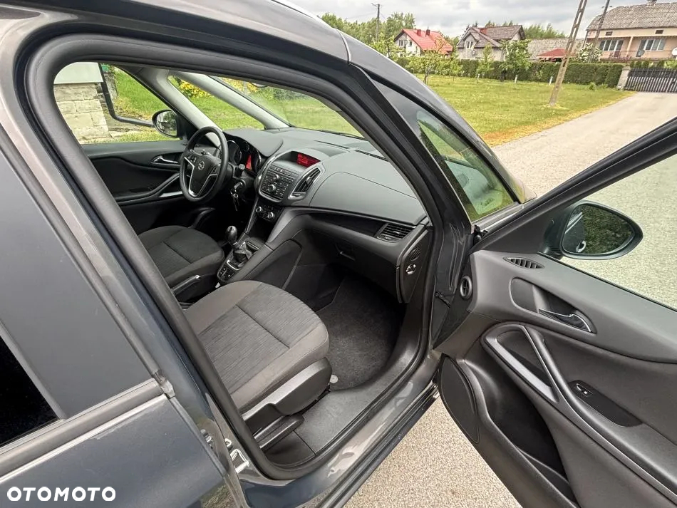 Opel Zafira 1.6 D (CDTi ecoFLEX) Start/Stop Active - 25