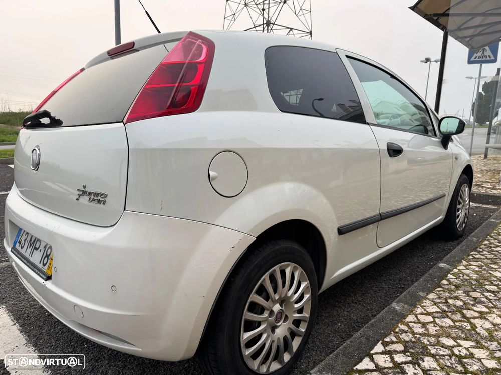 Fiat Grande Punto - 6