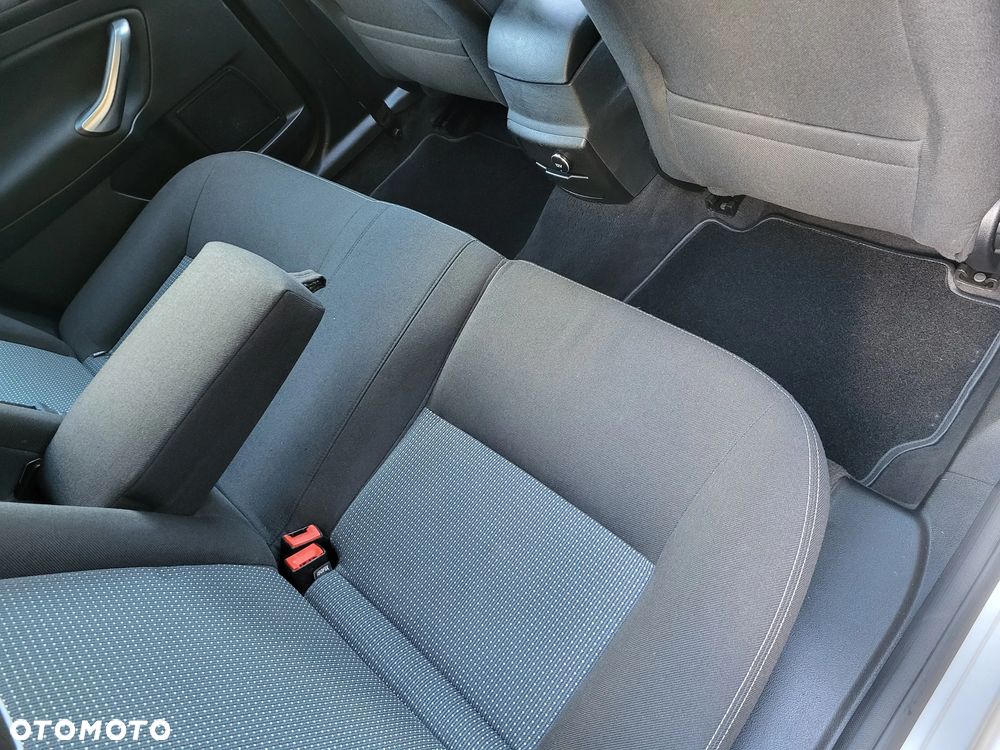 Ford Mondeo - 17
