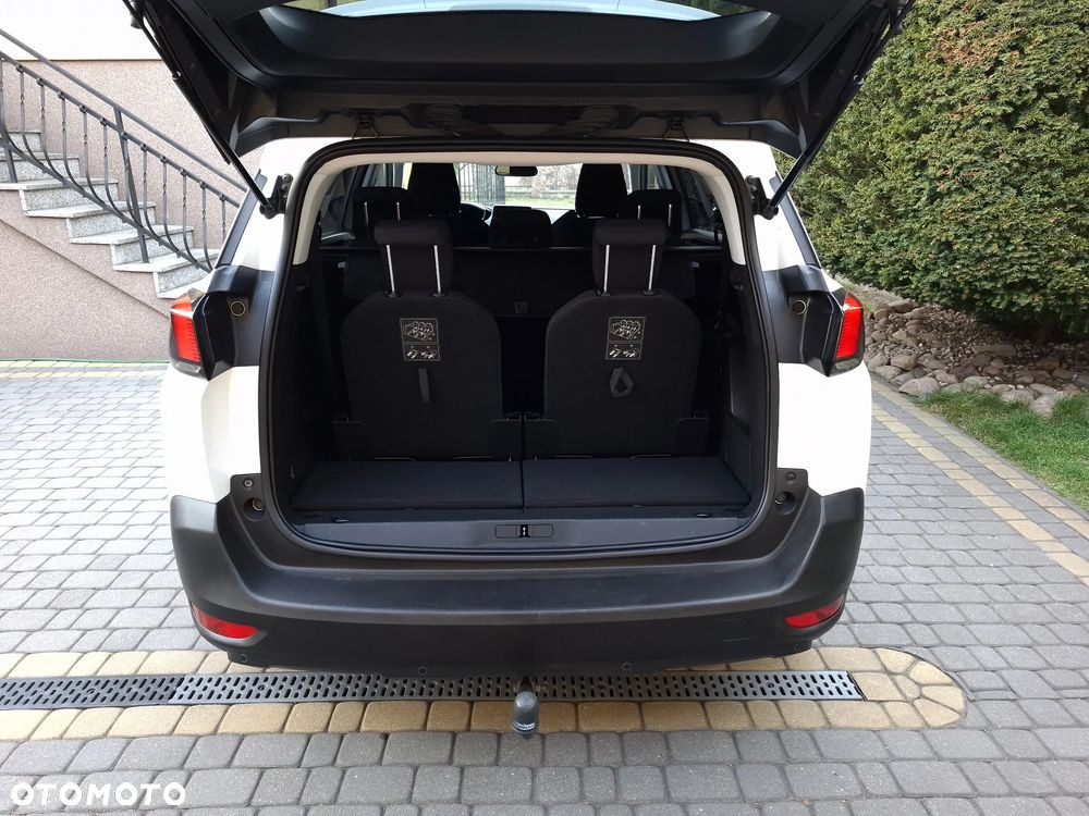 Peugeot 5008 1.6 BlueHDi Allure 7os - 14
