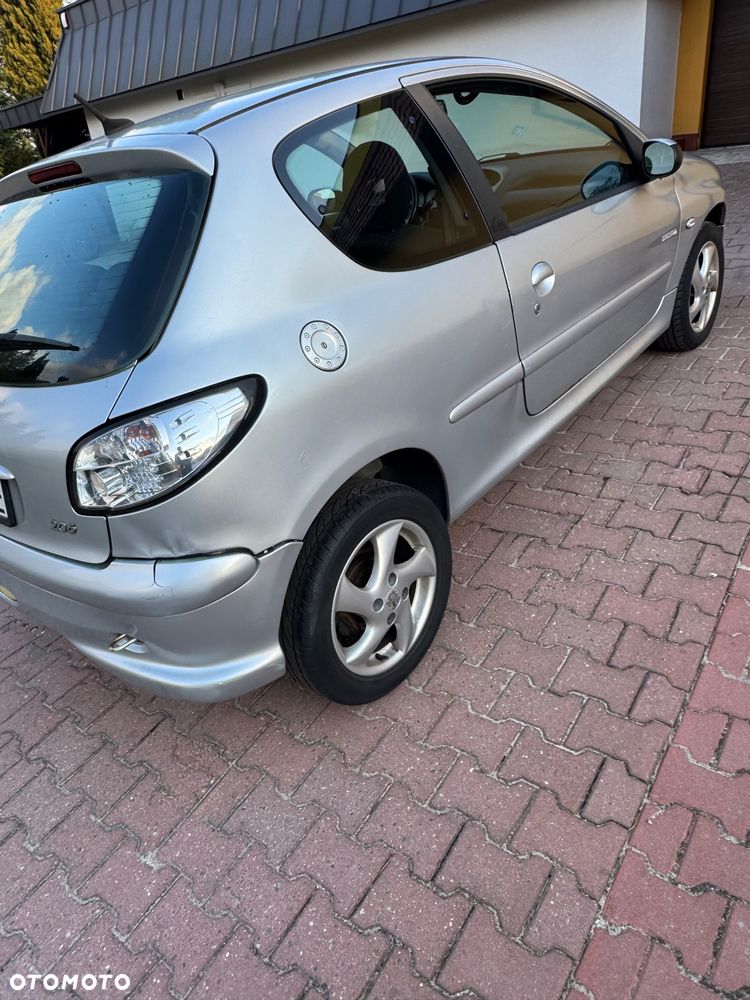 Peugeot 206 1.6 Quiksilver - 3