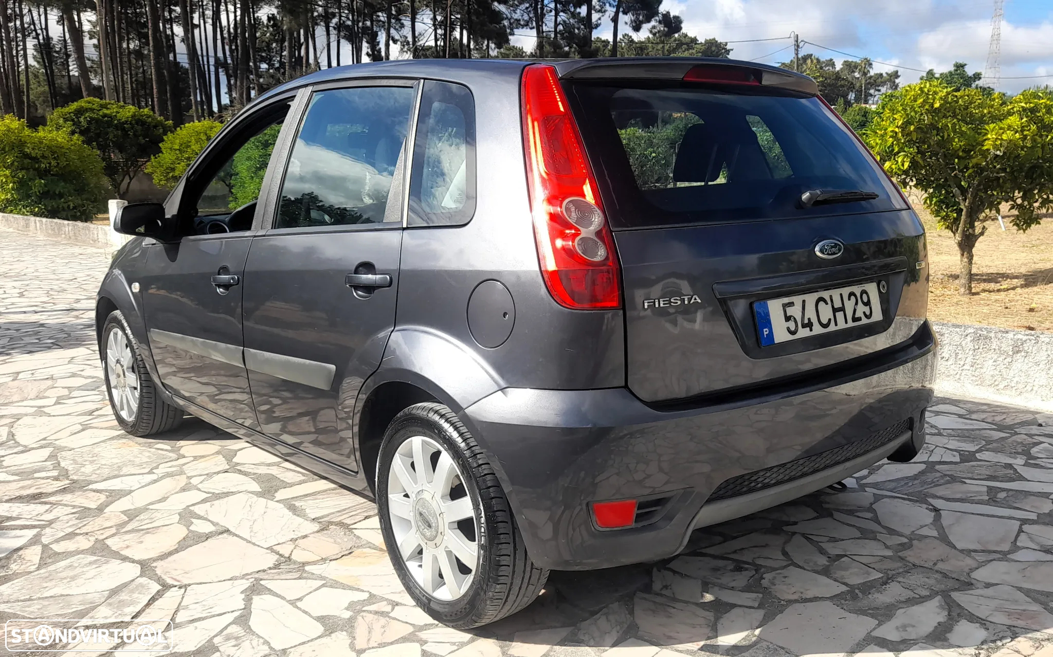 Ford Fiesta 1.4 TDCi Trend - 4