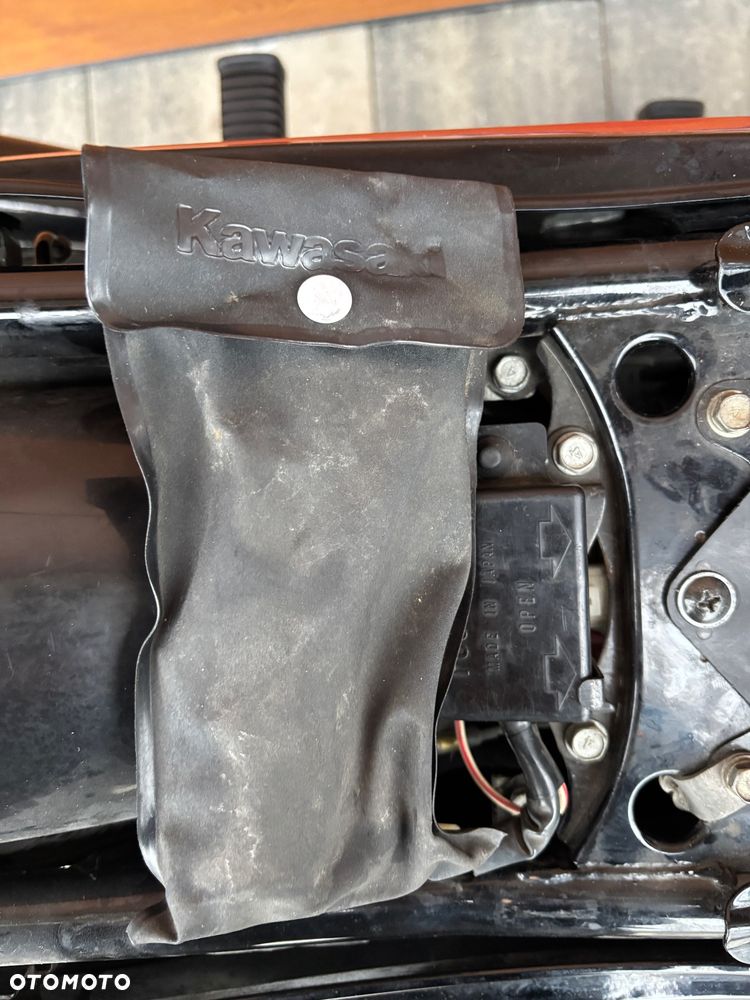 Kawasaki GPZ - 13