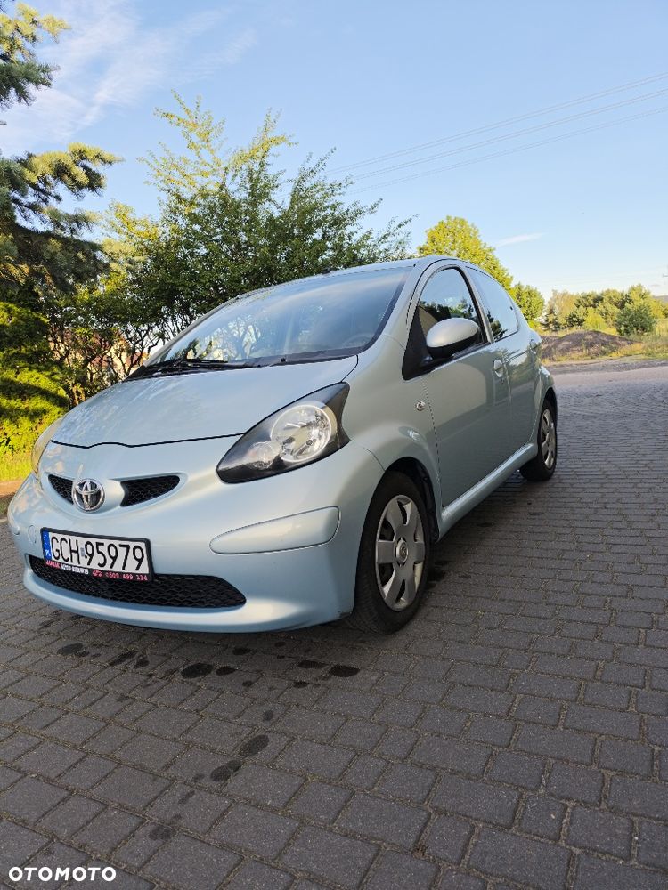 Toyota Aygo - 1