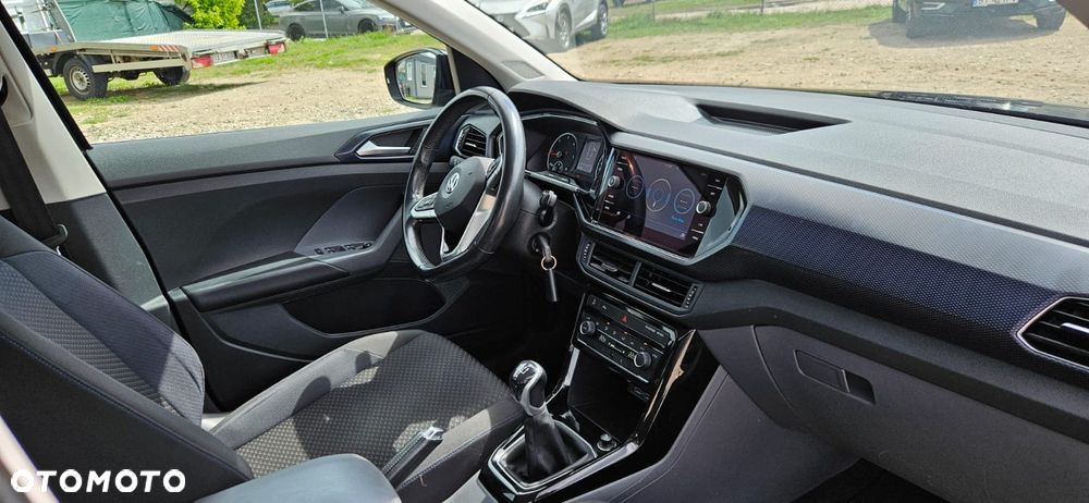 Volkswagen T-Cross - 4