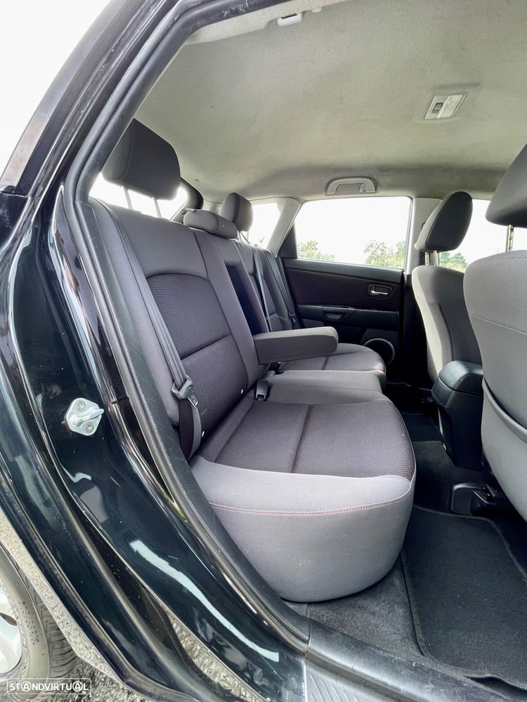 Mazda 3 Hatchback MZ-CD 1.6 Exclusive - 16