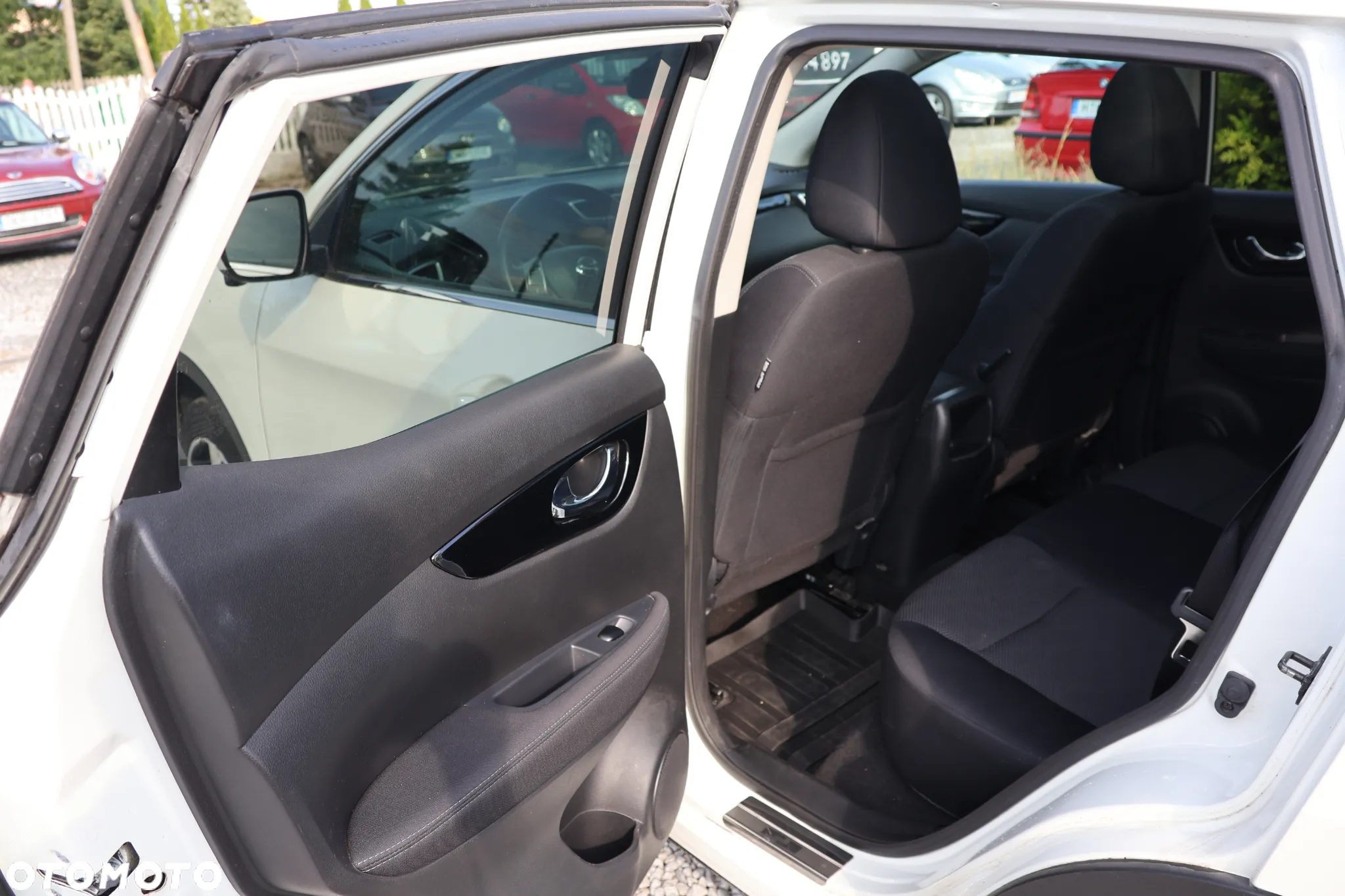 Nissan Qashqai 1.6 DCi N-Tec EU6 - 8