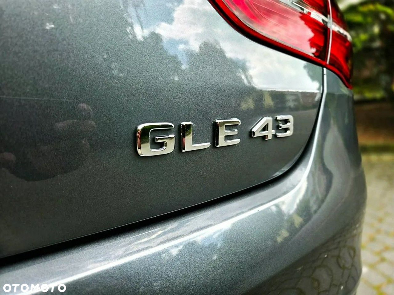 Mercedes-Benz GLE - 24