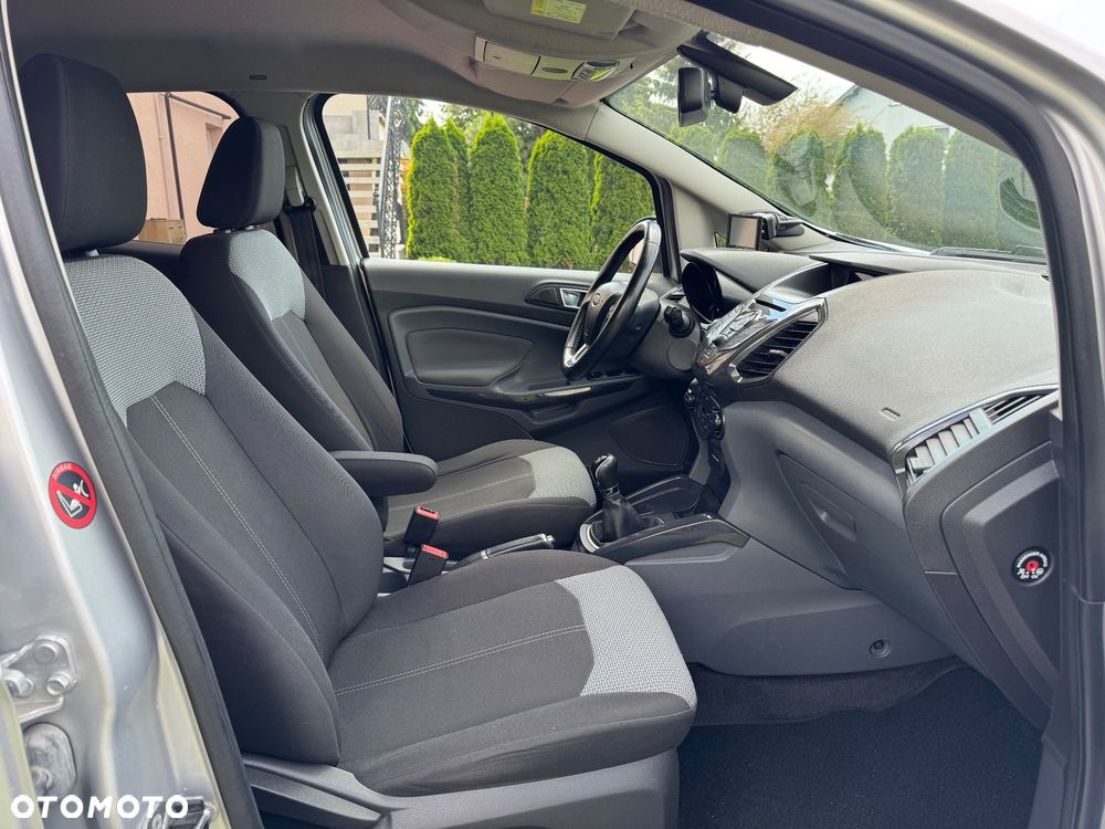 Ford EcoSport 1.5 TDCi TITANIUM - 16