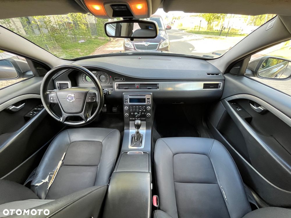 Volvo V70 2.0D Kinetic - 18