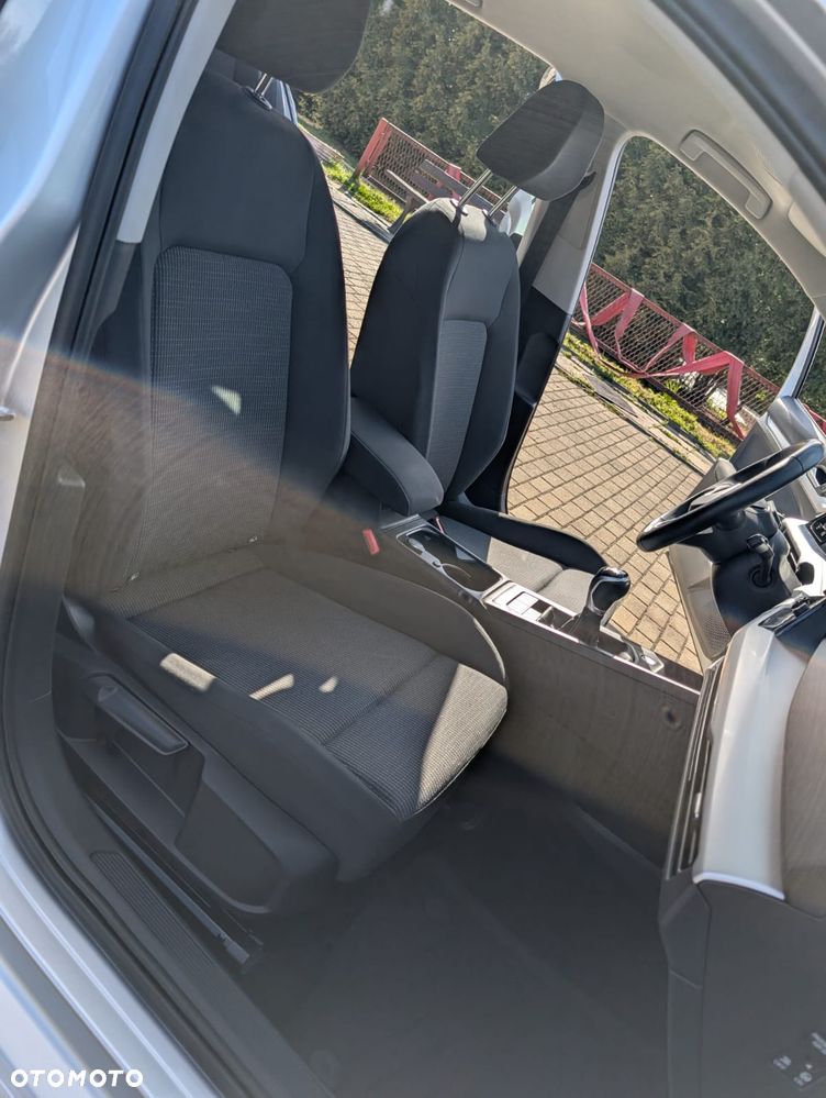 Volkswagen Golf 2.0 TDI Life - 33