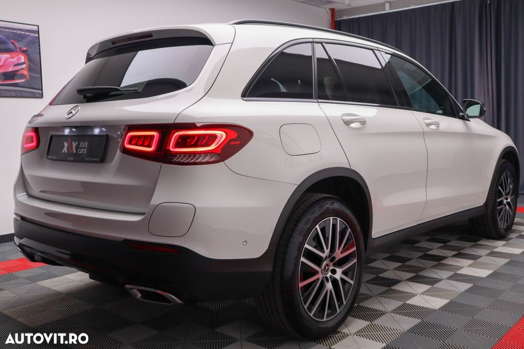 Mercedes-Benz GLC 300 de 4Matic 9G-TRONIC - 6