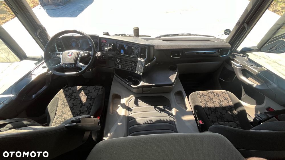 Scania G500 Nex Gen 4x4 stały napęd, skrzynia redukcyjna, biegi terenowe, kabina z łóżkiem, hydraulika do wywrotu, z Niemiec, opticruise ze sprzęgłem SCANIA 4x4 XT G500 ciągnik (nie Mercedes AROCS Volvo Man itp) - 18