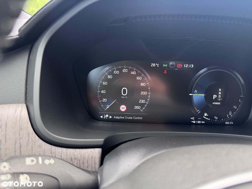 Volvo V90 T6 Recharge AWD Geartronic Inscription - 24