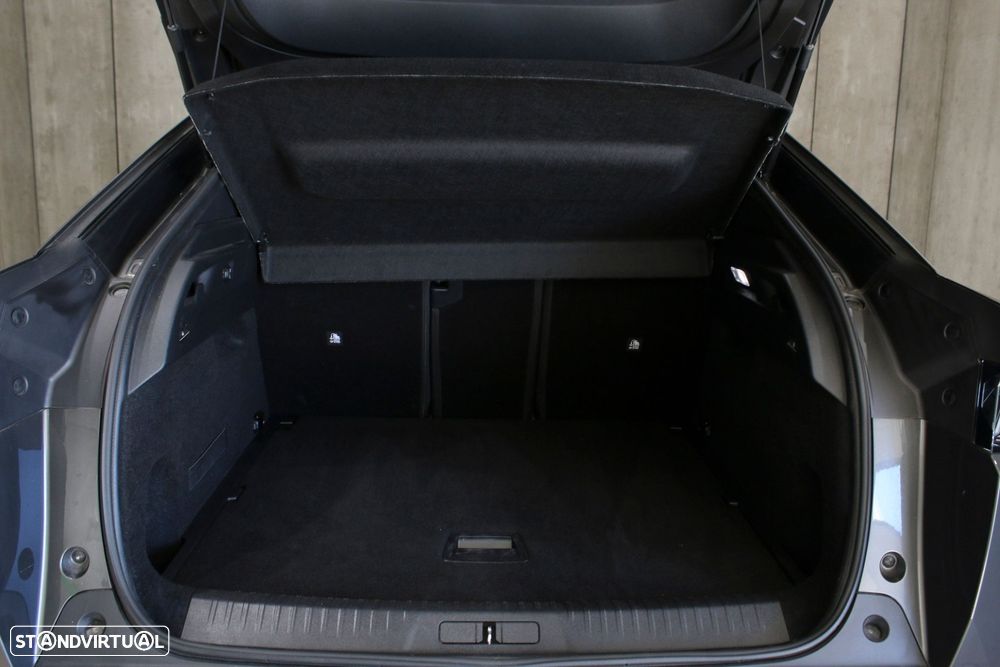 Peugeot 3008 1.2 Hybrid Allure e-DCS6 - 14