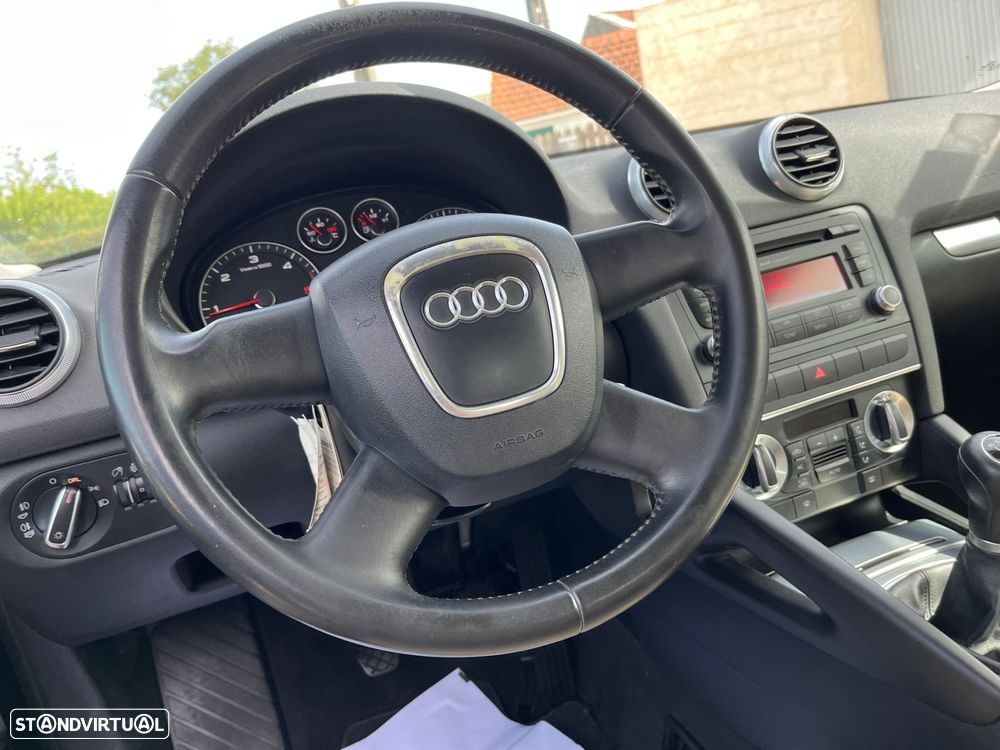 Audi A3 1.6 TDI Sport - 14