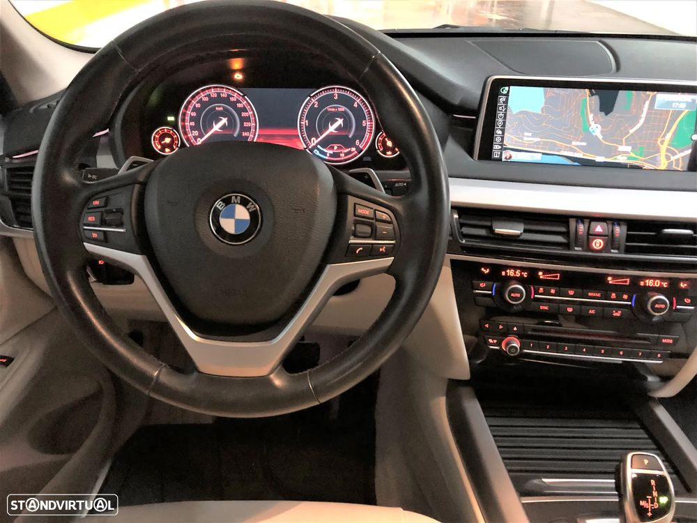 BMW X5 25 d sDrive Comfort 7L - 6